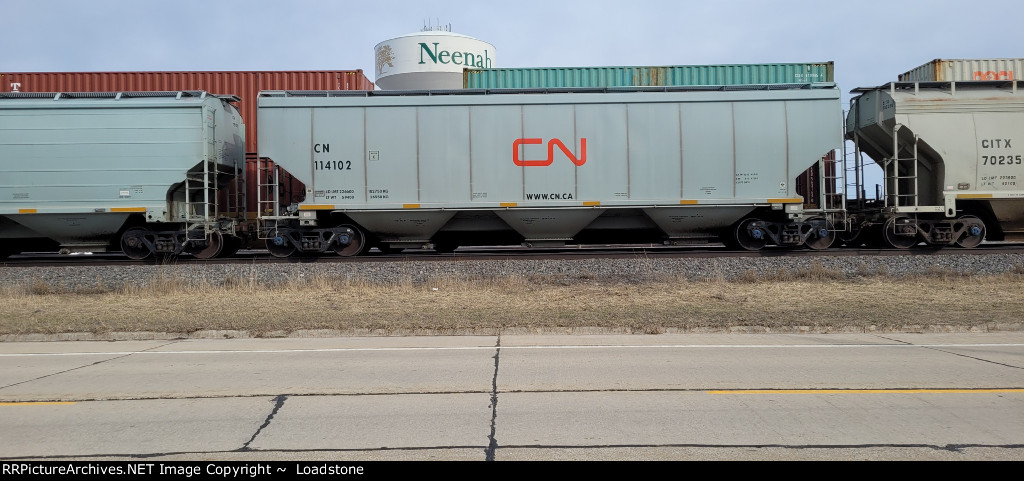 CN 114102